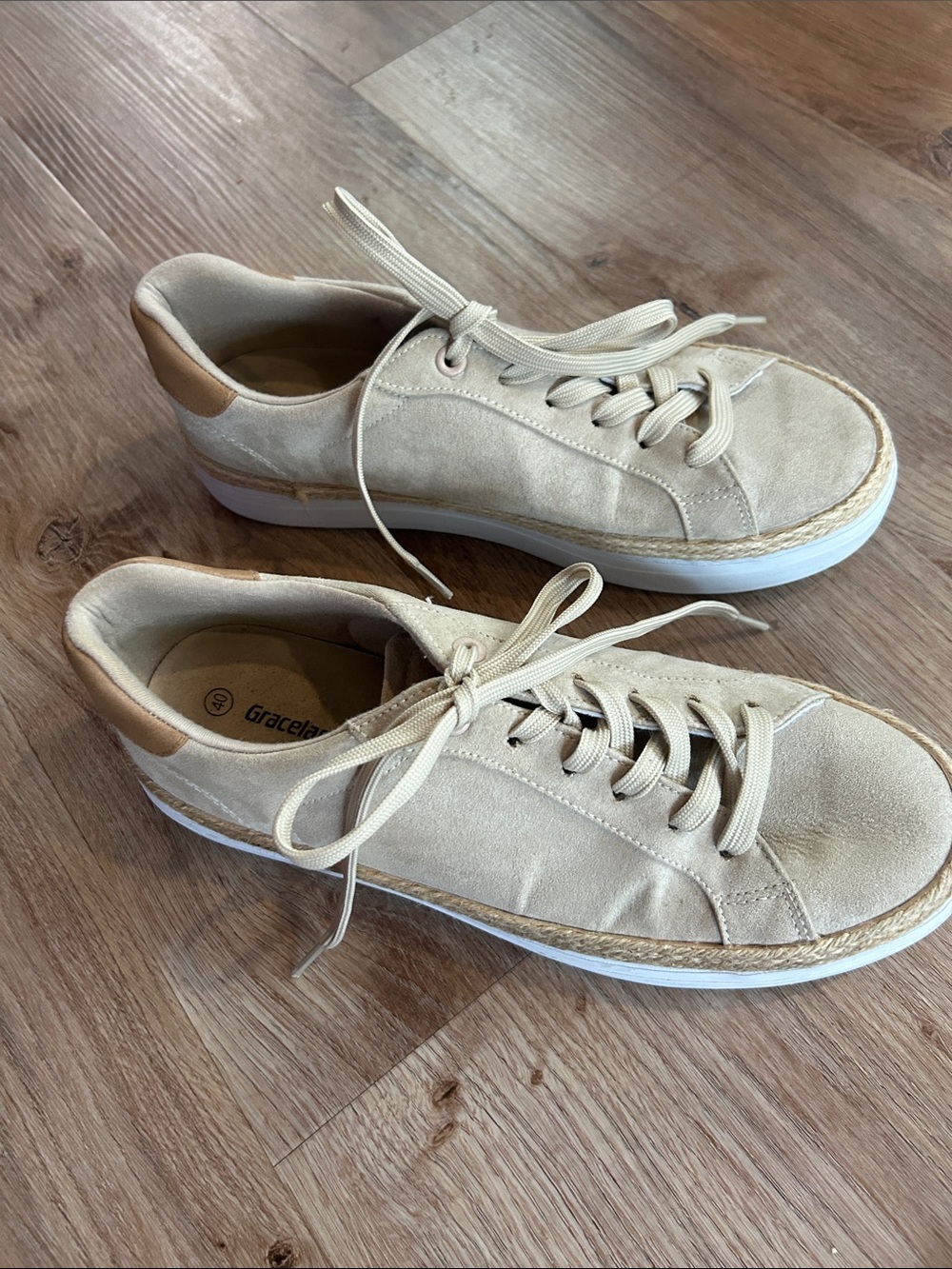 Graceland Beige Suede-like Lace-Up Sneakers with Jute Trim.  Excellent condition